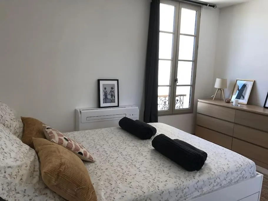 Maya - La Maison Racine 4 - Cocon En Plein Centre Ville Avignon 0*,  Franciaország